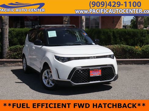 Used 2023 Kia Soul S FWD image 1