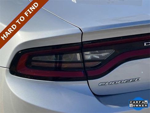 Used 2023 Dodge Charger SXT image 10