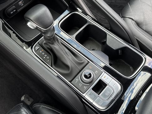 Used 2023 Kia Telluride SX X-Pro AWD/4WD image 16
