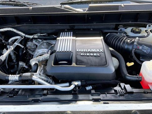 Used 2021 Chevrolet Silverado 1500 LTZ AWD/4WD image 12