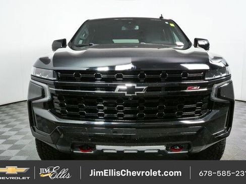 Used 2024 Chevrolet Tahoe Z71 w/ Luxury Package AWD/4WD image 31