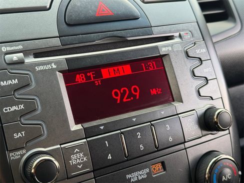 Used 2011 Kia Soul + w/ Audio Pkg image 19