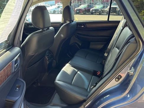 Used 2016 Subaru Outback 2.5i Limited AWD/4WD image 22