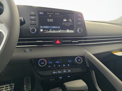 New 2026 Hyundai Elantra Sport FWD image 22