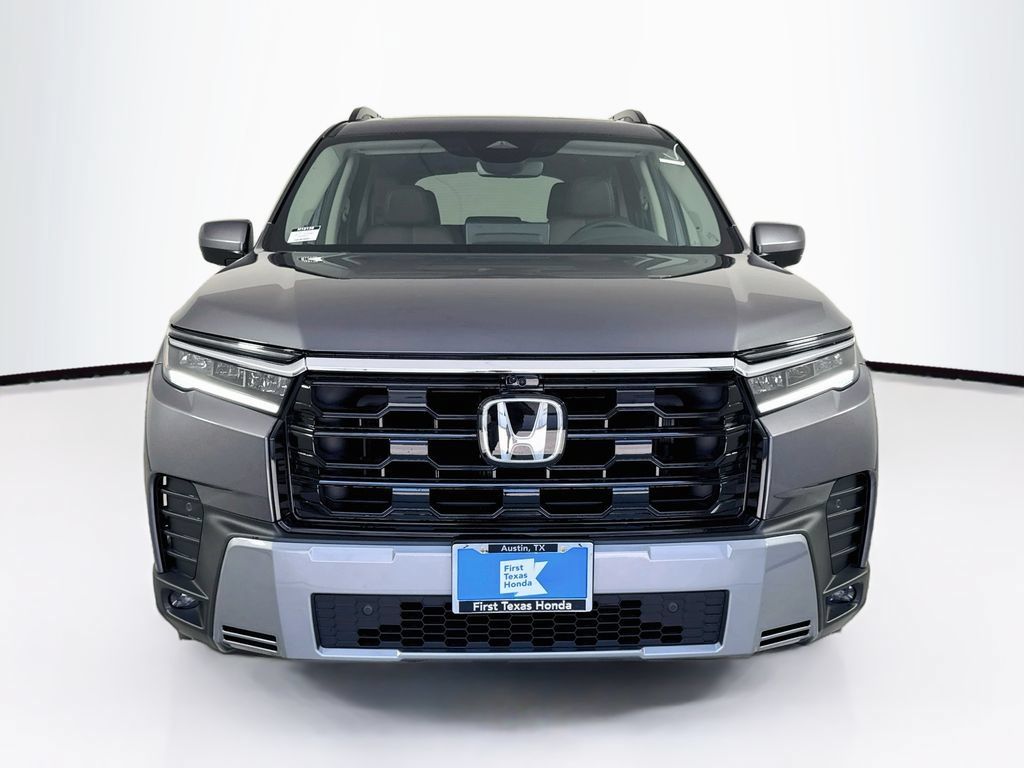 New 2026 Honda Pilot Touring image 2
