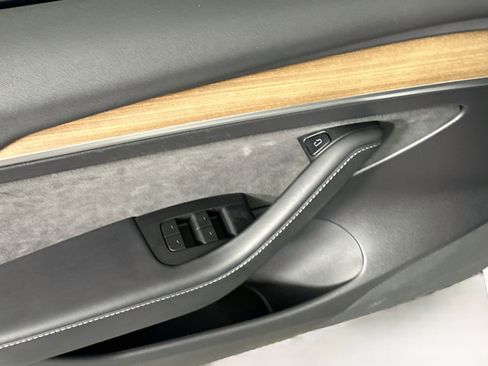 Used 2021 Tesla Model 3 Standard Range Plus RWD image 15