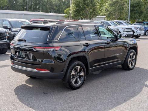 Used 2024 Jeep Grand Cherokee Limited 4xe AWD/4WD image 3