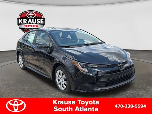 New 2026 Toyota Corolla LE FWD image 3