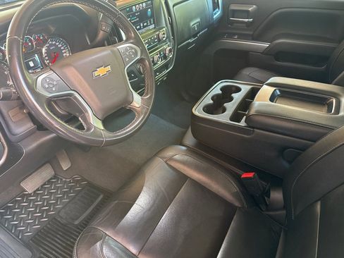 Used 2018 Chevrolet Silverado 1500 LT w/ All Star Edition AWD/4WD image 10