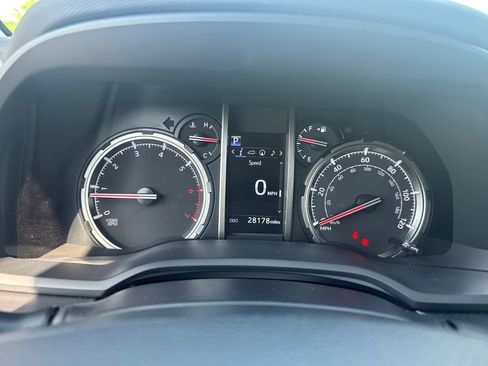 Used 2024 Toyota 4Runner TRD Sport w/ Technology Package AWD/4WD image 19