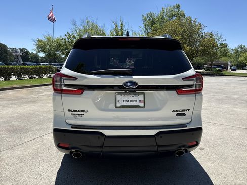 Used 2024 Subaru Ascent Onyx Edition Limited AWD/4WD image 6