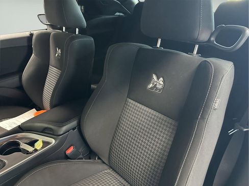 Used 2022 Dodge Challenger R/T Scat Pack w/ Shaker Package image 19