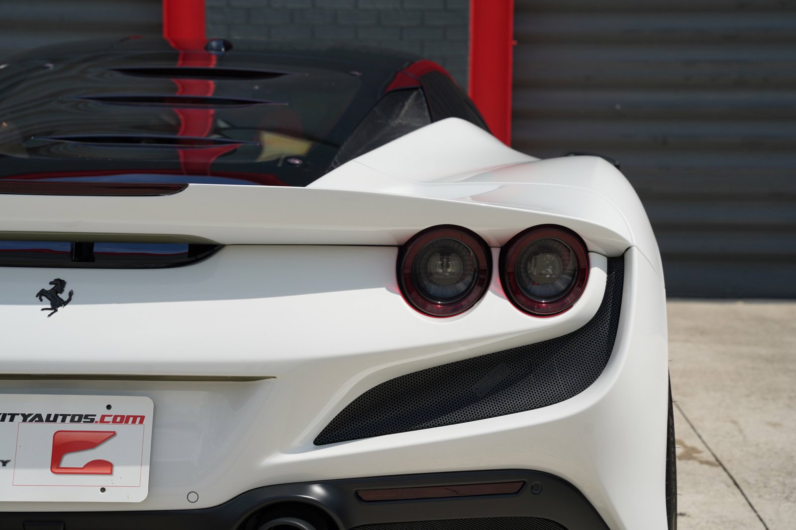 Used 2020 Ferrari F8 Tributo RWD image 32