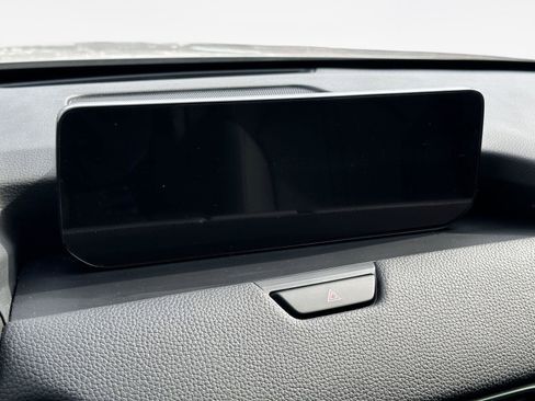 Used 2024 MAZDA CX-90 3.3 Turbo w/ Preferred Plus image 12