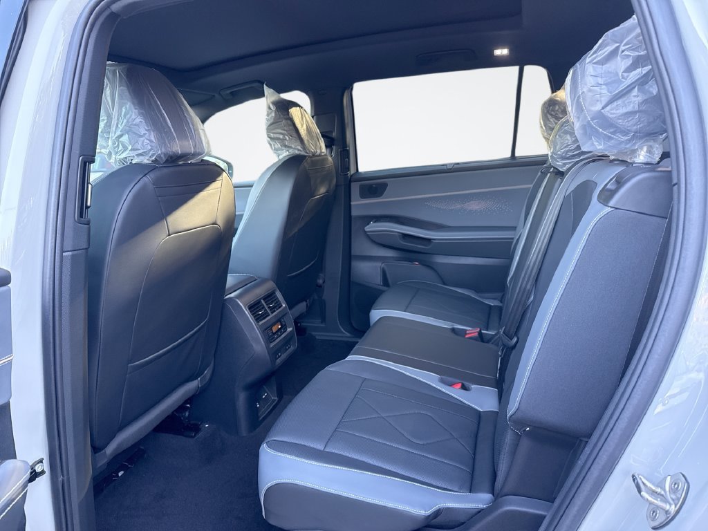 New 2027 Volkswagen Atlas SEL R-Line AWD/4WD image 25