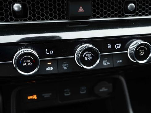 Used 2025 Honda Civic Sport image 32