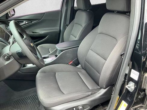 Used 2019 Chevrolet Malibu LT FWD image 12