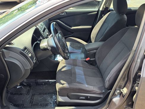 Used 2012 Nissan Altima 2.5 S w/ Convenience Pkg FWD image 9