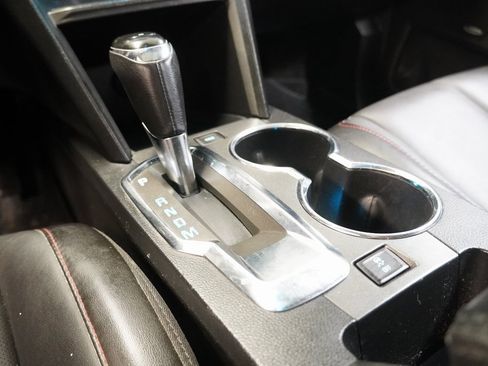 Used 2016 Chevrolet Equinox LTZ w/ Enhanced Convenience Package image 23