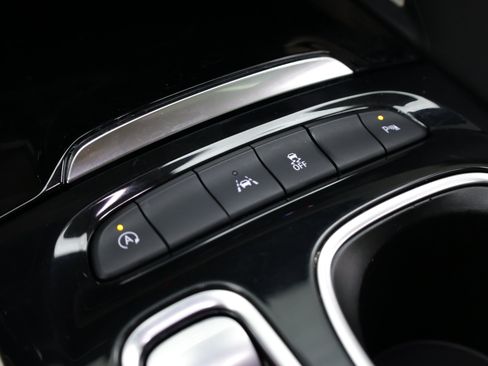Used 2021 Buick Envision Preferred FWD image 19