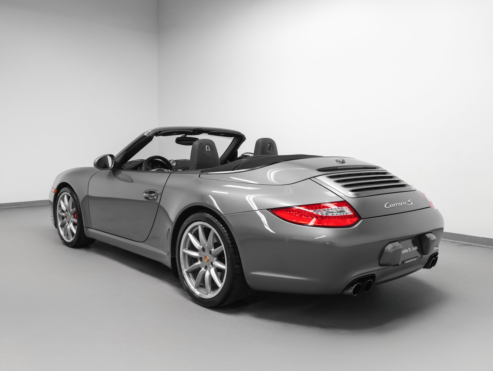 Used 2009 Porsche 911 Carrera S RWD image 3