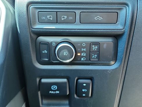 Used 2022 Ford F150 Lariat image 30