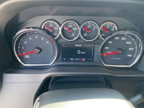 Used 2023 Chevrolet Silverado 2500 Custom w/ Custom Value Package image 25