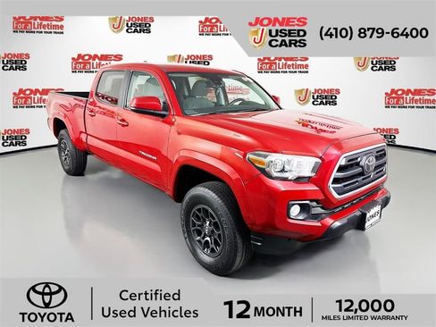 Certified 2018 Toyota Tacoma SR5 AWD/4WD image 1