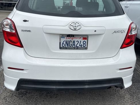 Used 2010 Toyota Matrix image 5