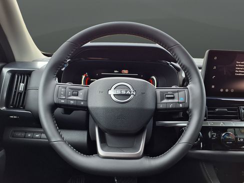 New 2026 Nissan Pathfinder SL AWD/4WD image 15