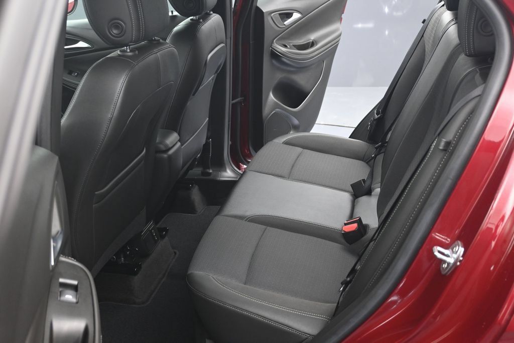 Certified 2023 Buick Encore GX Preferred w/ Cold Weather Comfort Package FWD image 13