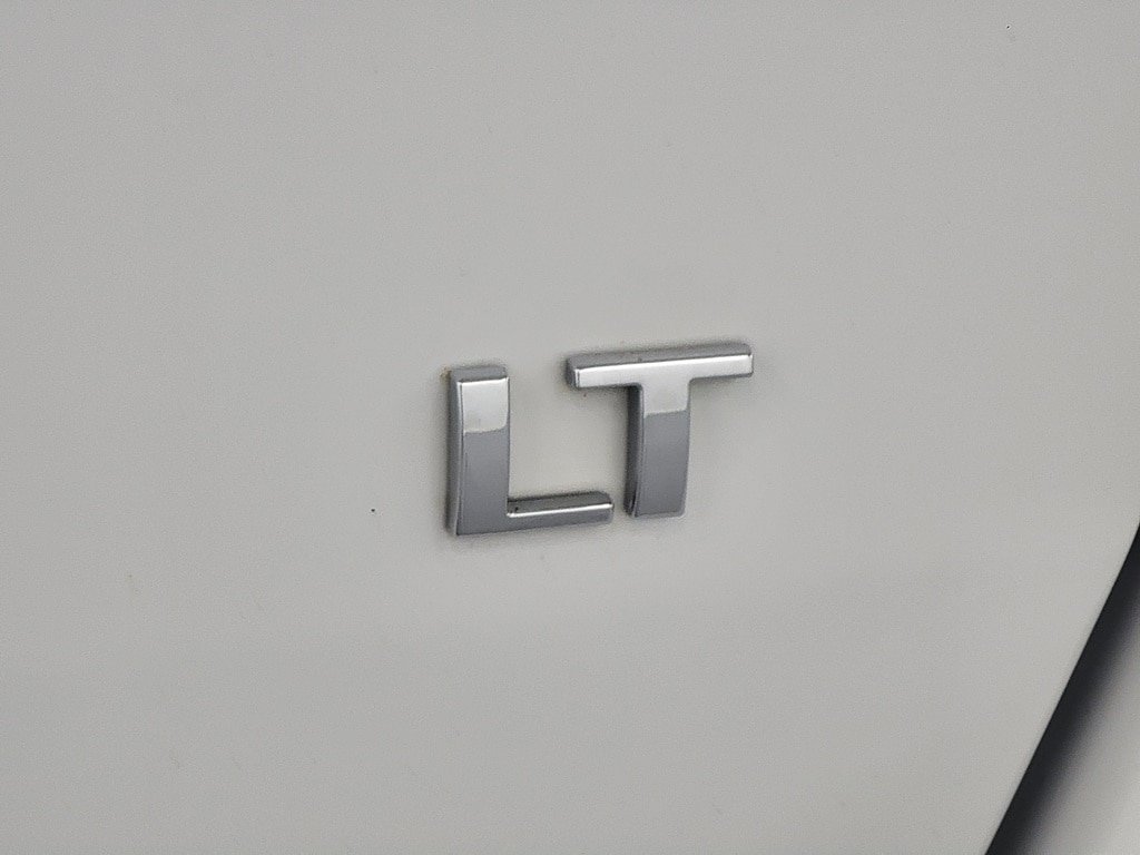 Used 2018 Chevrolet Trax LT w/ LT Convenience Package AWD/4WD image 10