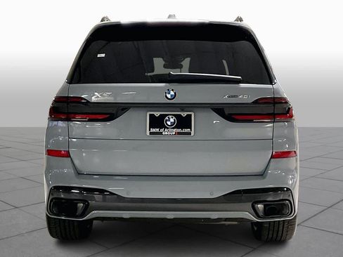 New 2026 BMW X7 xDrive40i image 4