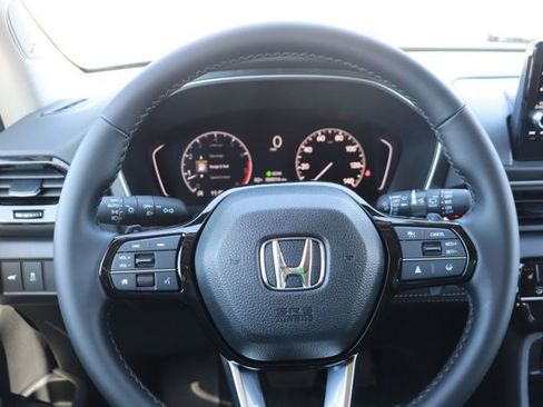 New 2025 Honda Pilot Touring image 22