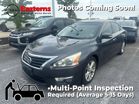 Used 2013 Nissan Altima 2.5 SL w/ Technology Pkg FWD image 1