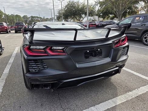 Used 2024 Chevrolet Corvette Stingray Preferred Cpe w/ Z51 Performance Package image 4