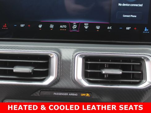 Used 2025 Ford Mustang GT Premium image 23