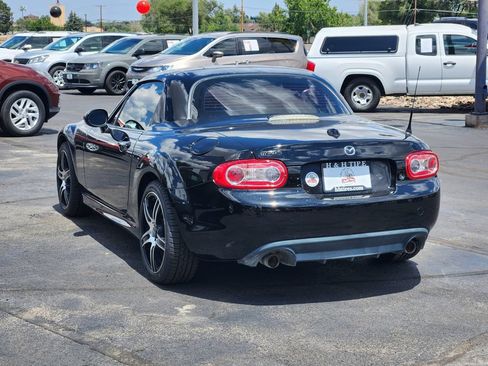 Used 2010 MAZDA MX-5 Miata Grand Touring w/ Premium Pkg RWD image 11