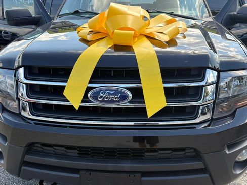 Used 2016 Ford Expedition XL w/ Equipment Group 101A AWD/4WD image 30