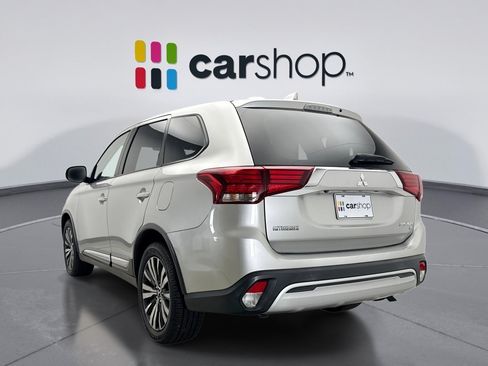 Used 2019 Mitsubishi Outlander SE AWD/4WD image 3