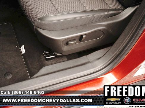 Certified 2023 Buick Envision Preferred AWD/4WD image 31