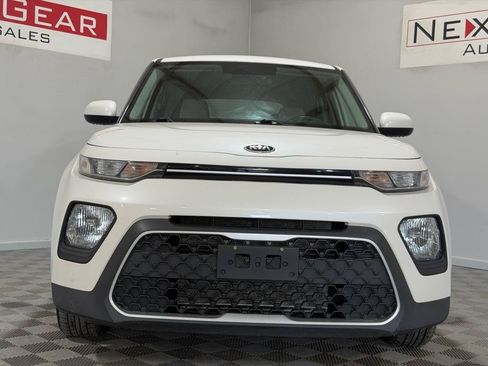 Used 2020 Kia Soul LX FWD image 4