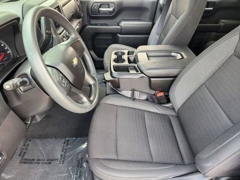 Used 2024 Chevrolet Silverado 1500 Custom RWD image 4