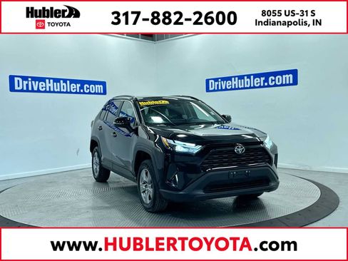 Used 2024 Toyota RAV4 XLE w/ Convenience Package FWD image 1