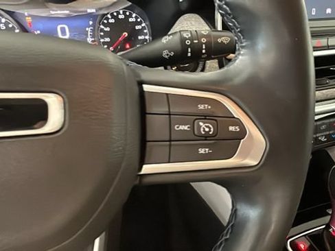 Used 2022 Jeep Compass Latitude w/ Convenience Group AWD/4WD image 16