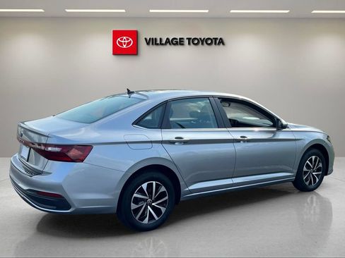 Used 2025 Volkswagen Jetta S FWD image 5