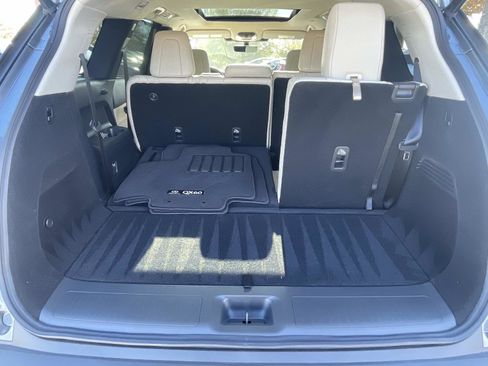 Certified 2025 INFINITI QX60 Luxe image 8