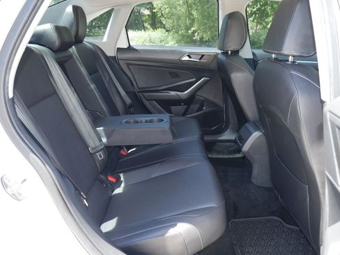 Used 2020 Volkswagen Jetta SE w/ SE Cold Weather Package FWD image 20