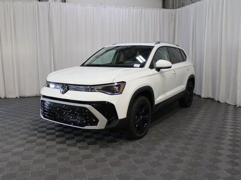 New 2025 Volkswagen Taos SEL AWD/4WD image 29