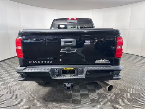 Used 2018 Chevrolet Silverado 2500 High Country w/ Duramax Plus Package image 4